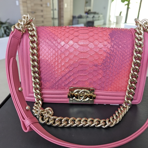 Chanel boy bag exotic python skin pink color ( collector piece) - Picture 5 of 11